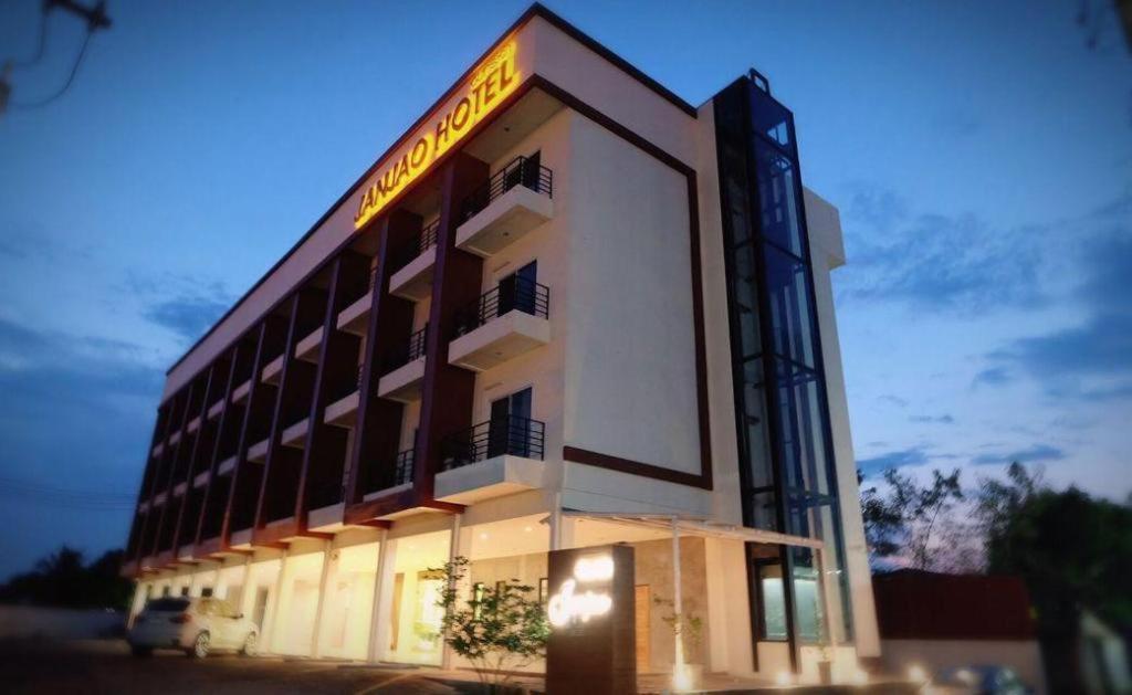 Janjao Hotel Udon Thani Exterior photo